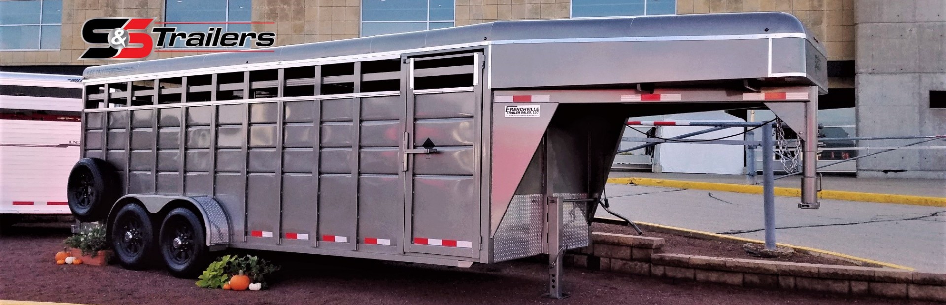 Frenchville Trailer Sales Ettrick, WI Trailer Dealer